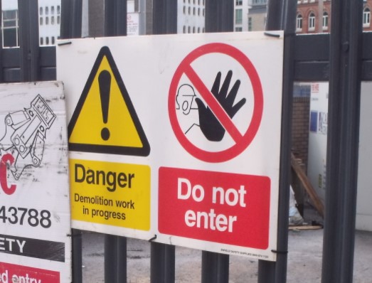 Site safety signs
